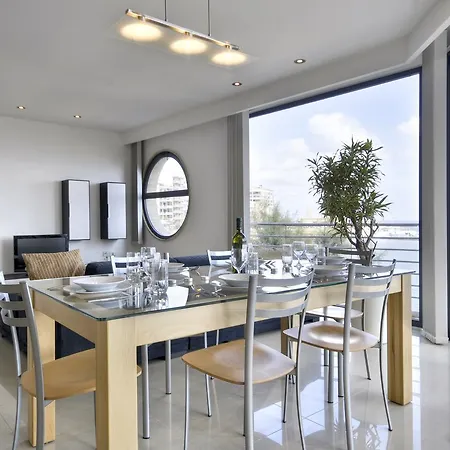 Seafront * Sliema